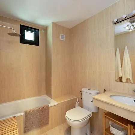 Apartment Holidays. Casa Nieve. 6 Personas, 2 Plazas Parking Sierra Nevada