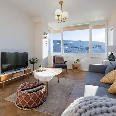 Holidays. Casa Nieve. 6 Personas, 2 Plazas Parking Apartment Sierra Nevada
