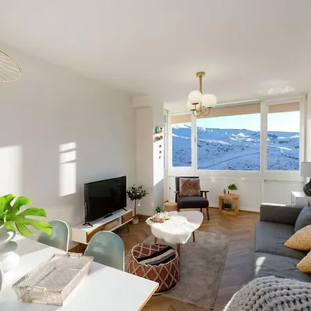 Apartment Holidays. Casa Nieve. 6 Personas, 2 Plazas Parking Sierra Nevada